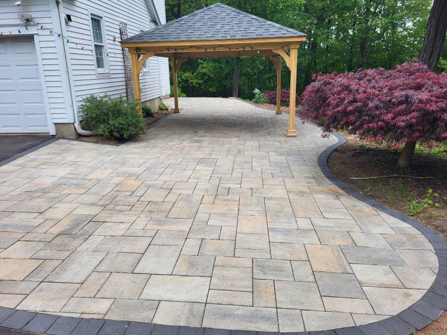 Top Materials That Instantly Boost Curb Appeal for Glastonbury Homes